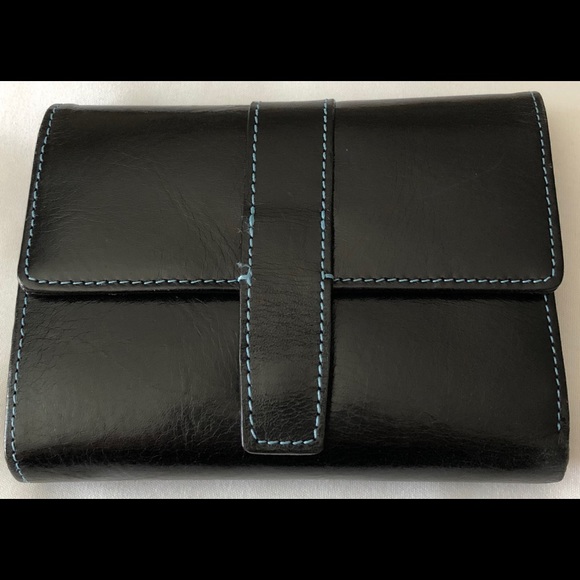 Nordstrom Handbags - Nordstrom Black Leather Trifold Wallet